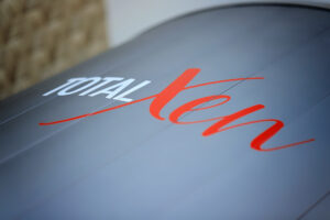 Whole Body Photobiomodulation Beds vs Localized Light Therapy Devices